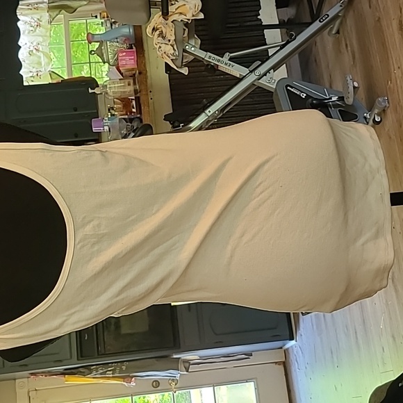 White tank top - Picture 3 of 5